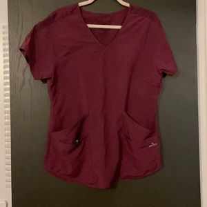 Barco one wellness scrub top